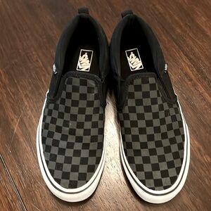 NEW VANS Boys Slip On Checkerboard Skate Sneakers Shoes - Sz. 7